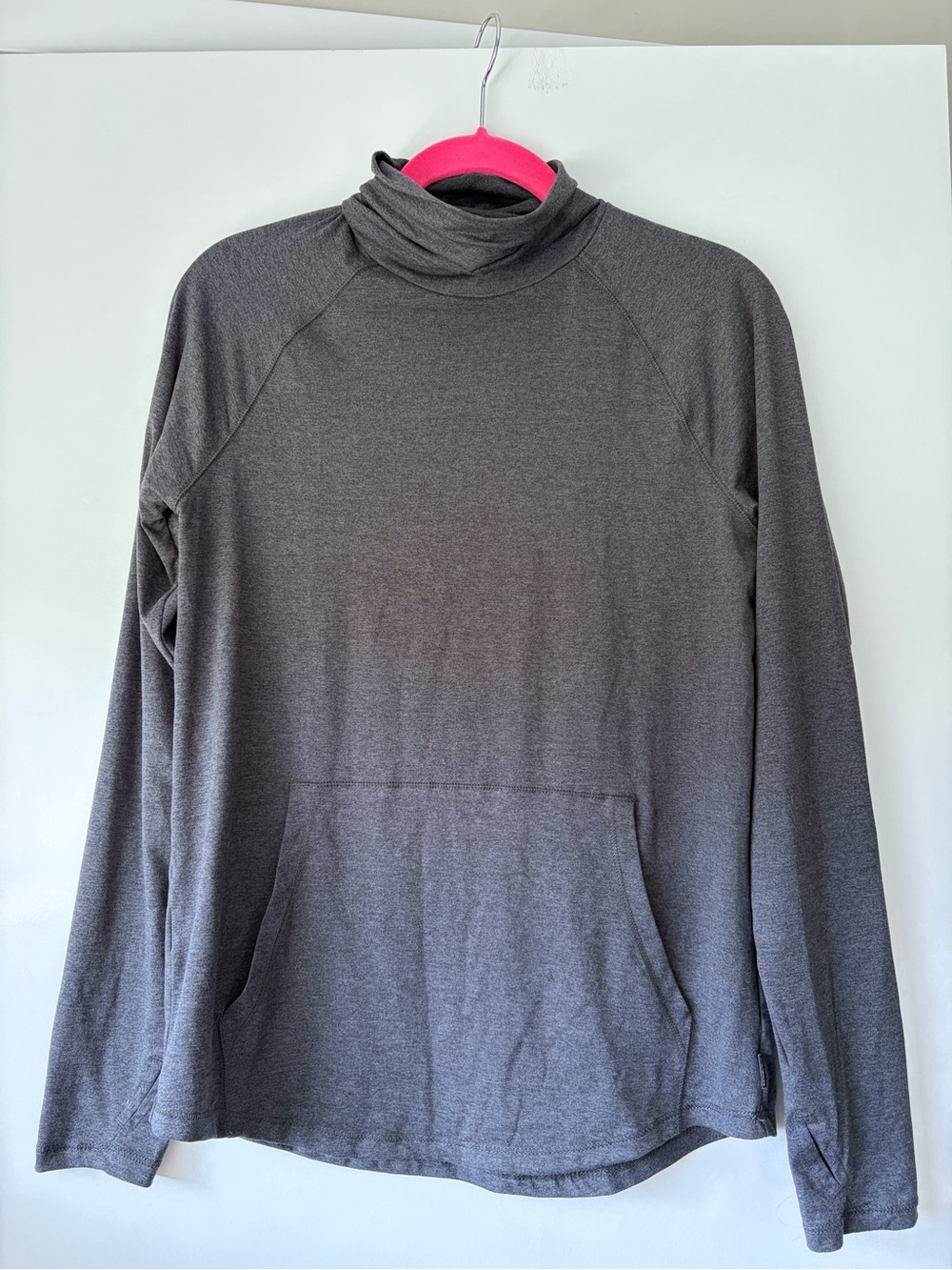 Eddie Bauer Women’s Active Funnel Neck Ling Sleeve Top w/Kangaroo Pocket-Size S